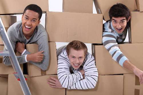 Moving van support in Bermondsey for local home relocation